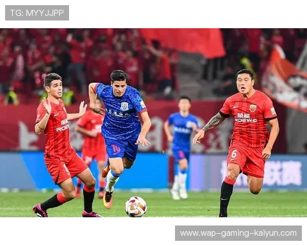 河南俱乐部外线快速推进制造连续威胁 河南俱乐部外线快速推进制造连续威胁